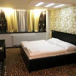 Hotel Druzba 3*
