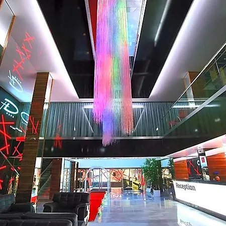 Druzba Hotel