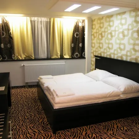 Hotel Druzba 3*